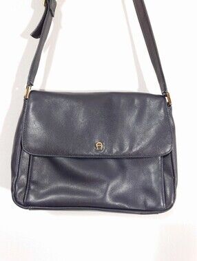 Vintage Etienne Aigner Navy Leather Shoulder Bag Organizer Purse Gold Hardware